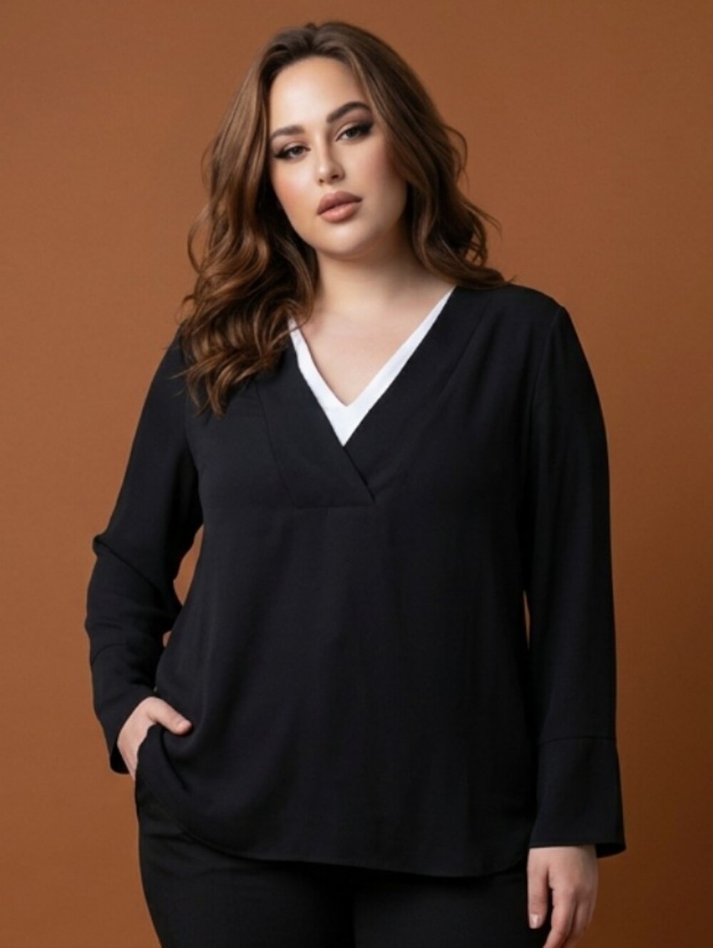 Vince Camuto Black V-Neck Long Sleeve Tunic Top